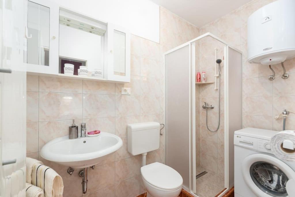 Appartamento Jani Porec Esterno foto