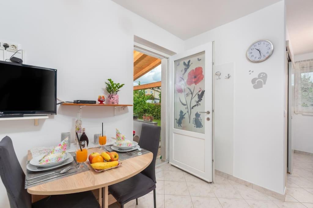 Appartamento Jani Porec Esterno foto