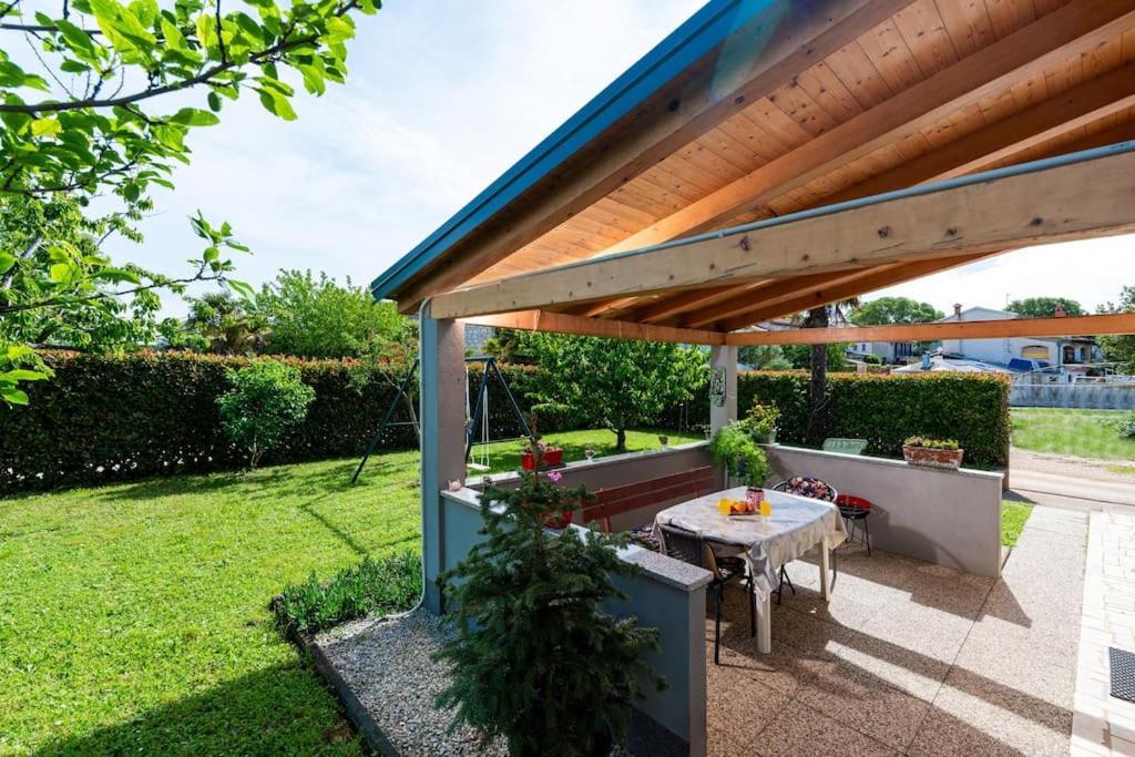 Appartamento Jani Porec Esterno foto