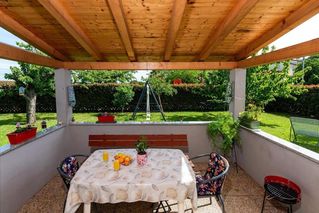 Appartamento Jani Porec Esterno foto