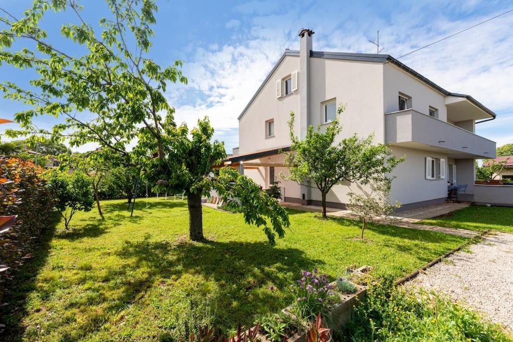 Appartamento Jani Porec Esterno foto